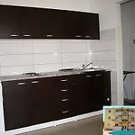 Yellow House 公寓 普拉