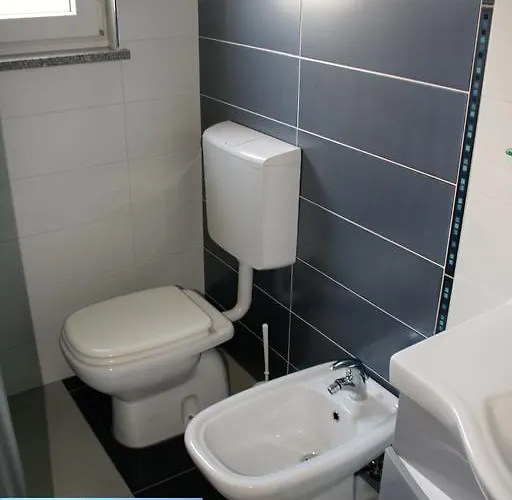 Apartment Yellow House Pula