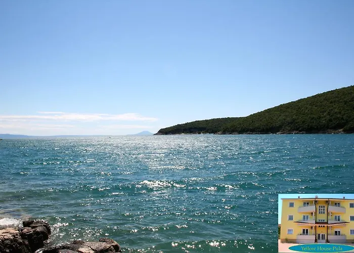 Yellow House Apartmán